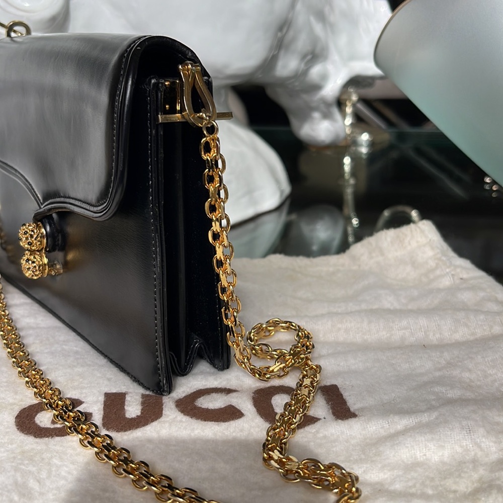 Gucci Leather Bag with Gold Chain Strap - Picture 3 of 12